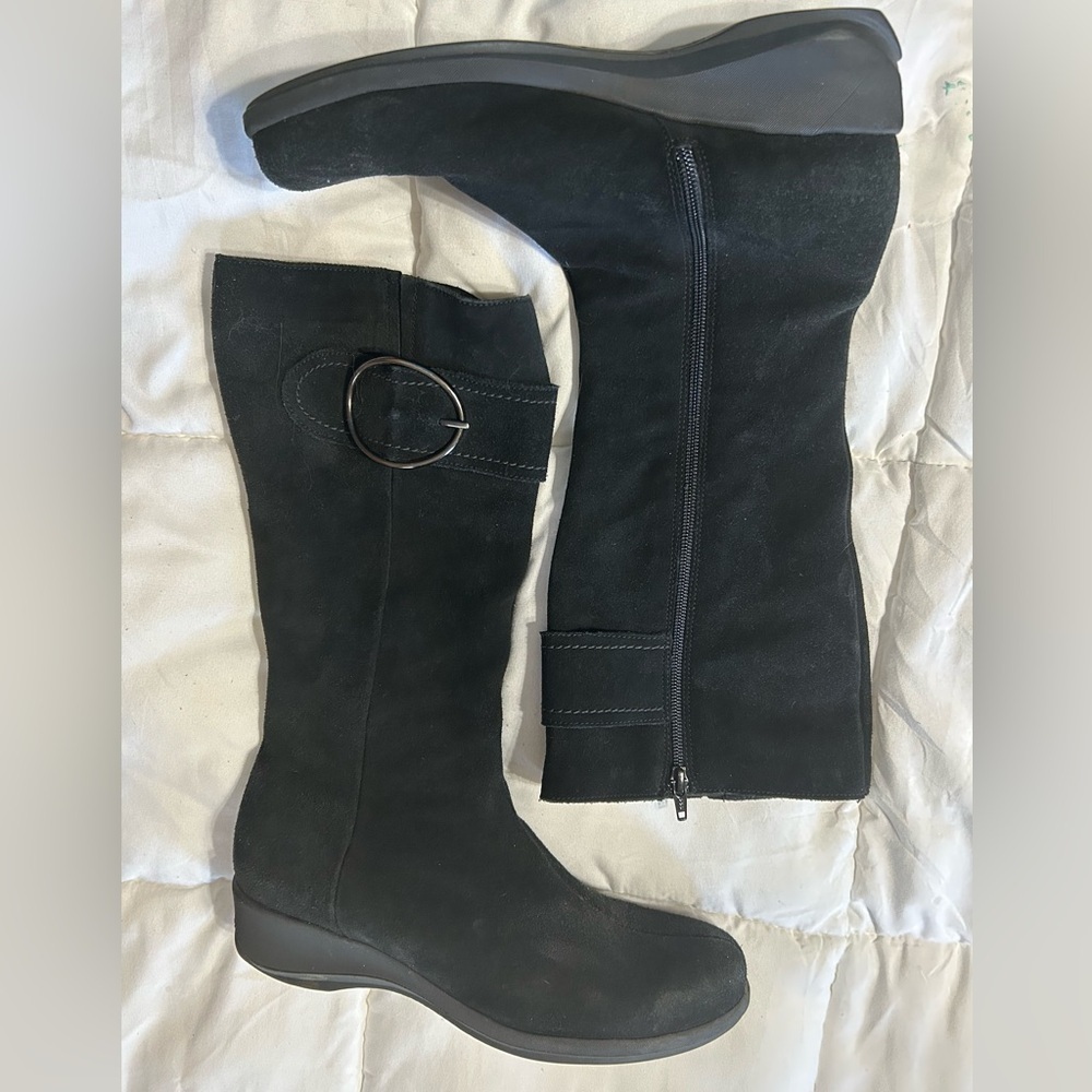 La Canadienne Black Suede Calf High Boots 10M